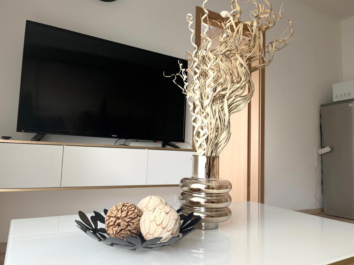 Corvin Promenade Crystal Apartman Budapest